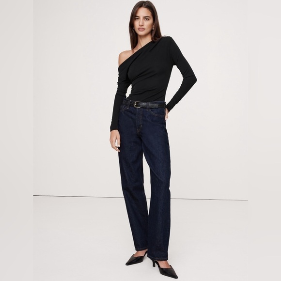 Banana Republic Black Off-Shoulder Blouse - Picture 5 of 5